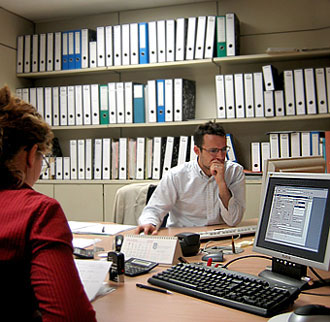 Personas en oficina