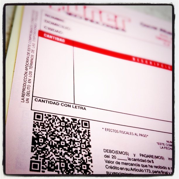 Factura electrónica con código QR