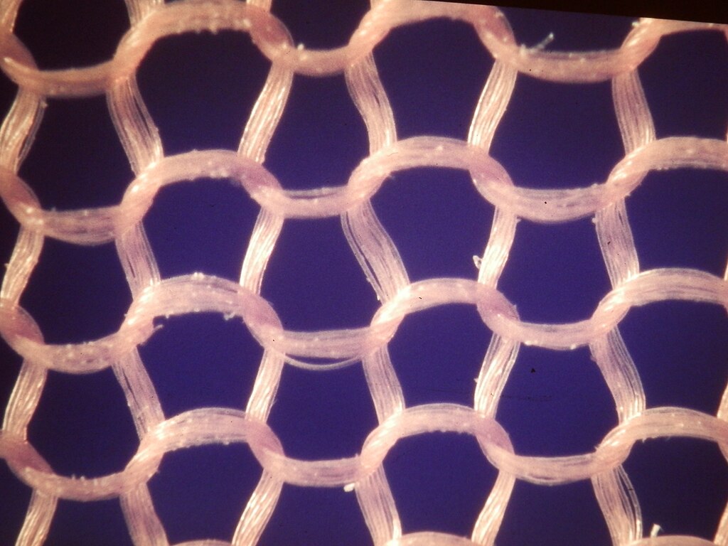 Detalle microscópico del tejido de nailon