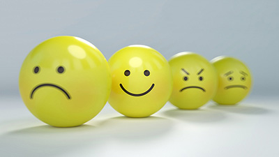 Imagen de varios emoticones con diferentes expresiones.