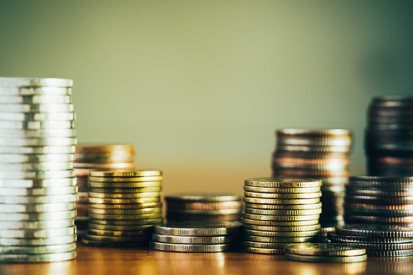 Fotografía de pila de monedas