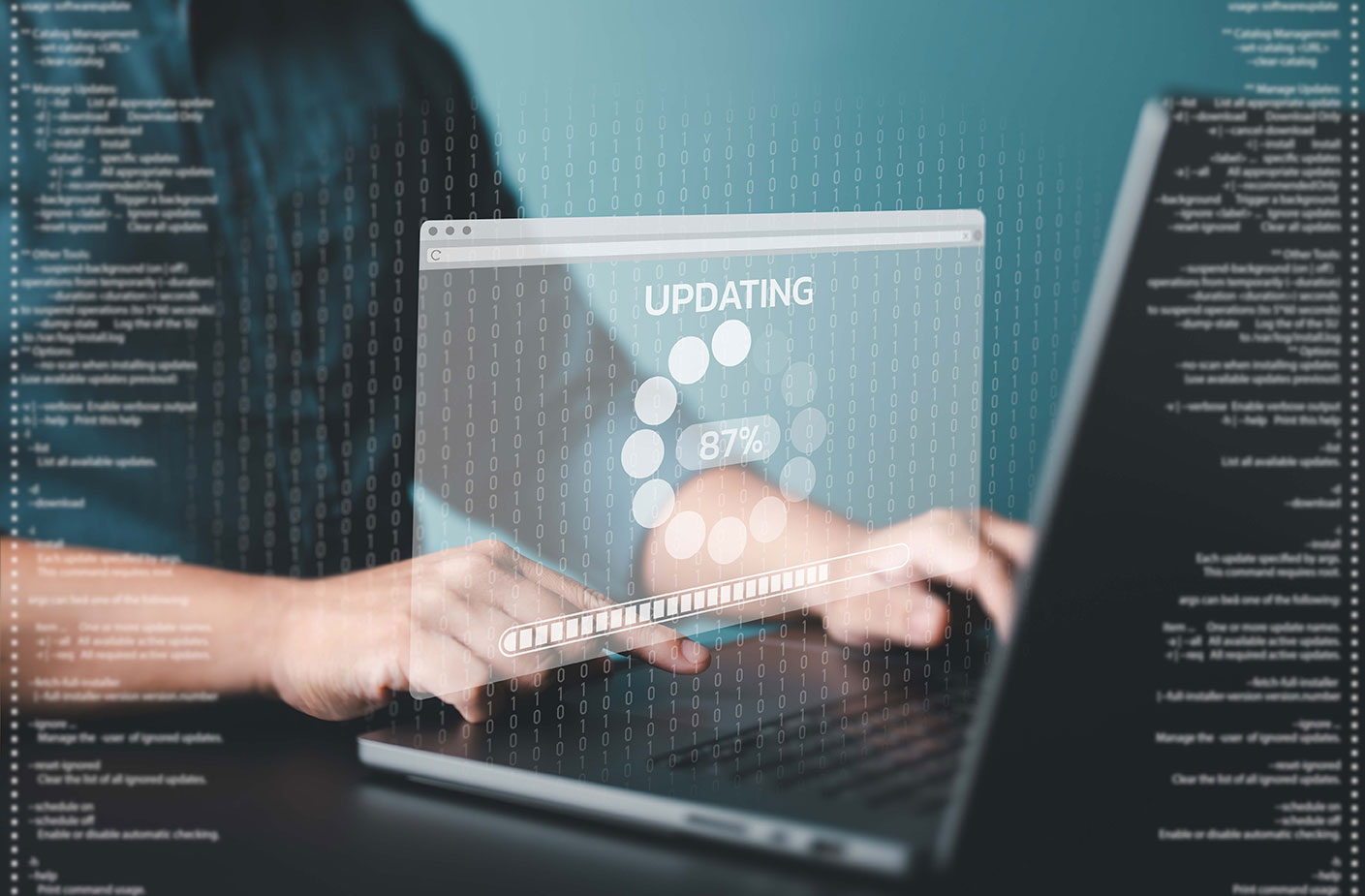 Usuario frente a computadora. Concepto de aplicaciones Usuario presiona el botón de confirmación en equipo de cómputo para instalar software