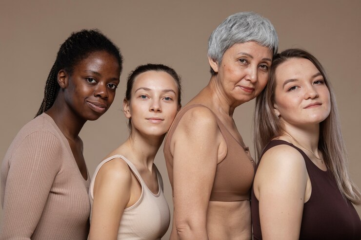 Mujeres con diferentes colores de piel