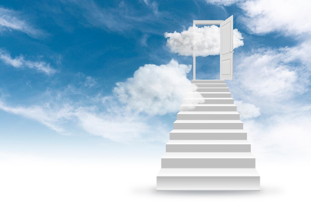 Escaleras y una puerta que lleva al cielo
